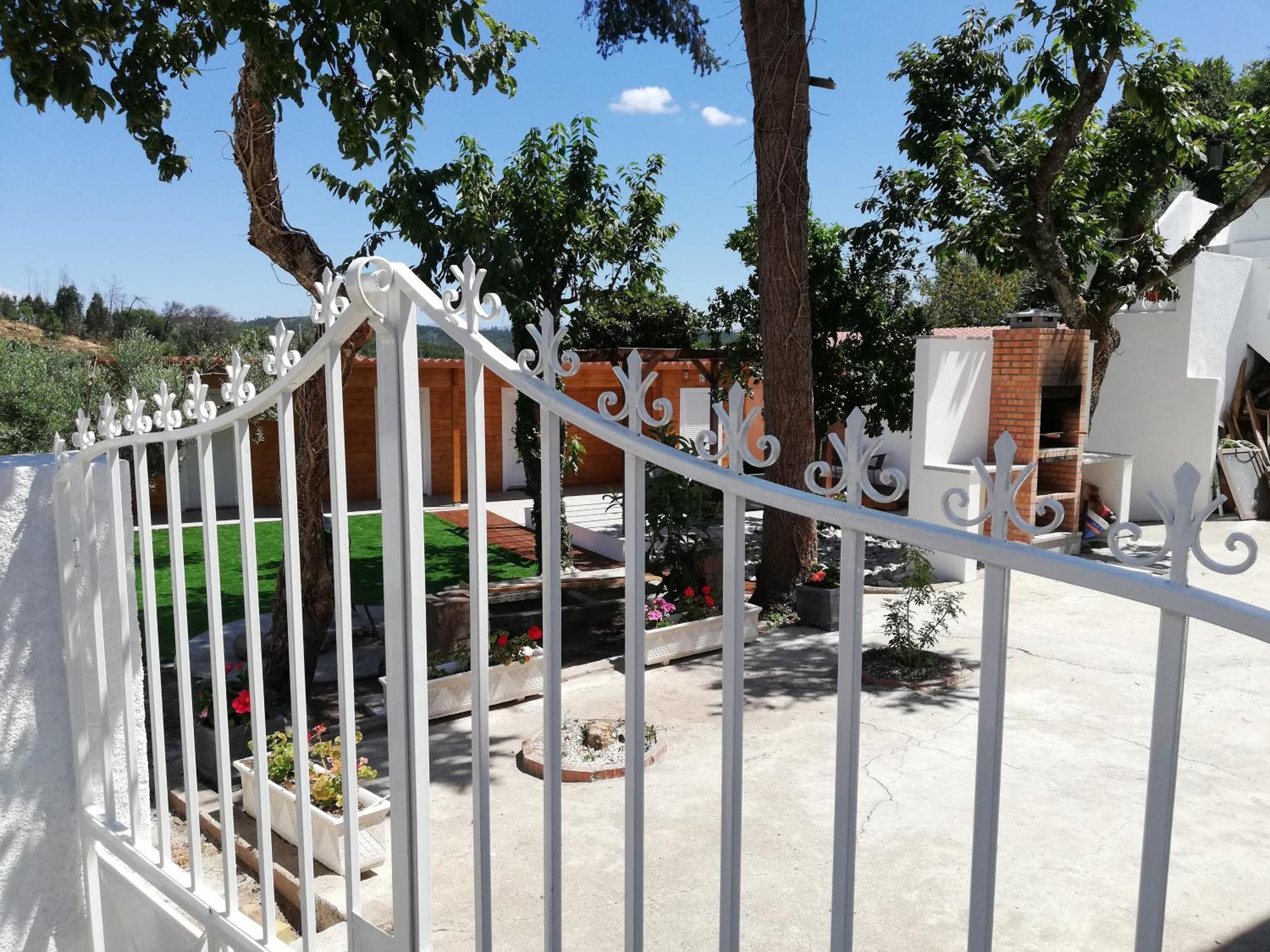 Mondalva Guesthouse Sao Pedro de Alva Ngoại thất bức ảnh