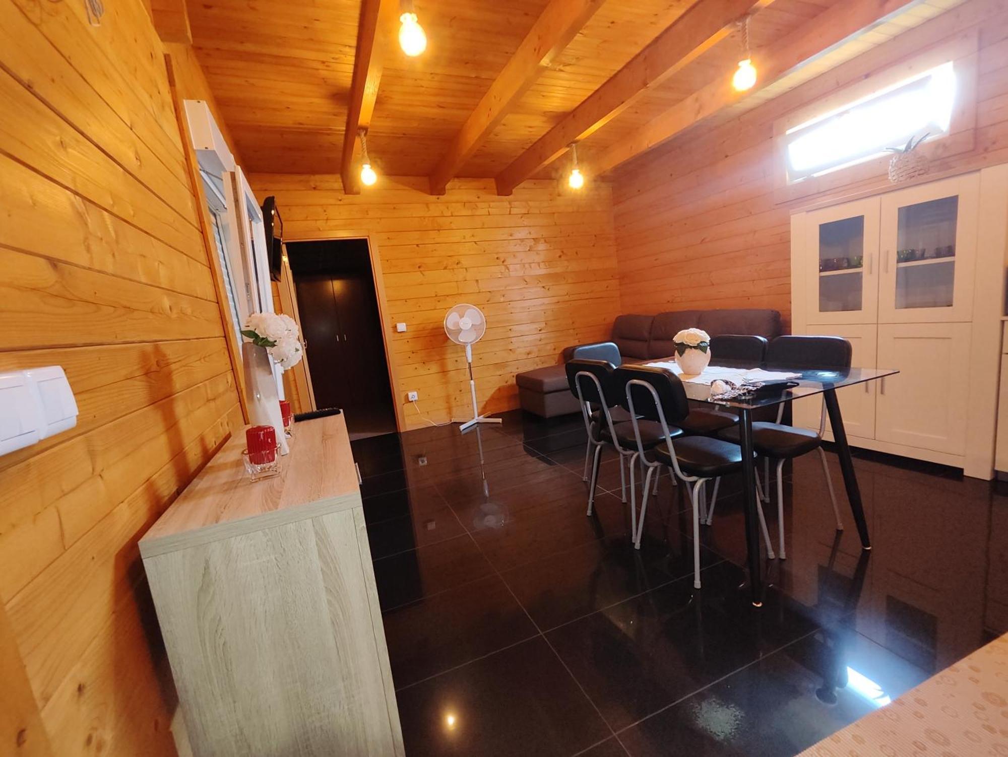 Mondalva Guesthouse Sao Pedro de Alva Ngoại thất bức ảnh